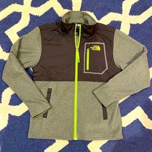 The North Face fleece in boys size 10/12